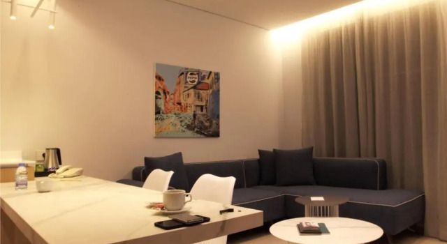 Номер Business Monot Suites