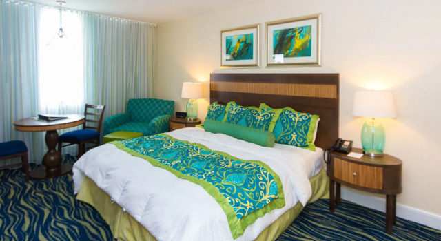 Hollywood Beach Tower, Rezerwuj Apartamentowiec hotelowy Apart-hotele w Panhandle Florida, Apartamentowiec hotelowy