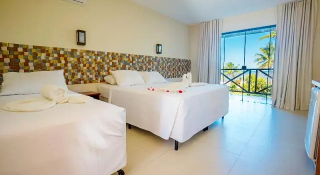 Трёхместный номер Luxury с балконом Pousada do Mar