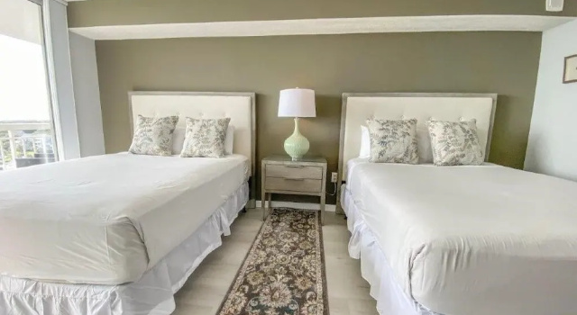 Номер Standard Stunning ocean view remodeled 2 bedroom 2 bath condo, 908 South Hampton 2 Condo