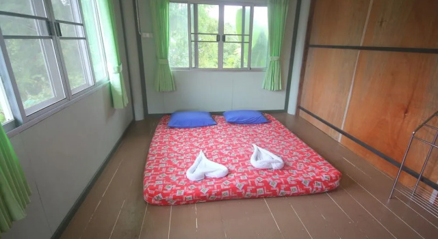 Ban Muang Pon Home Stay, Reserva ahora Hotel Khun Yuam Tailandia