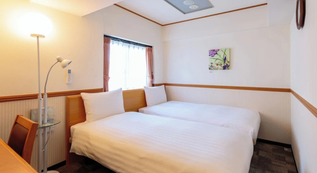 Двухместный номер Economy Toyoko Inn Tokyo Tozai-sen Nishi-kasai