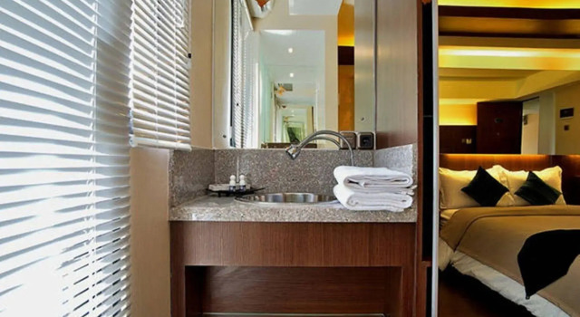 Jakarta Madrix, Book Hotel 3-Star Hotels in Jakarta Province, 3*