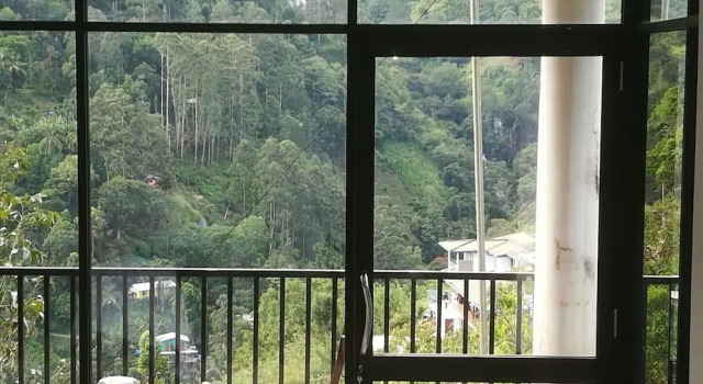 Habitación doble De lujo con balcón y con vista a la montaña Viewfront Ella