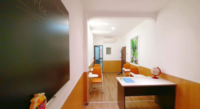 Двухместный номер Deluxe с балконом Language Exchange Hotel 3