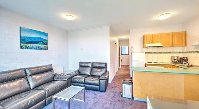 Апартаменты Snow Ski Apartments 25