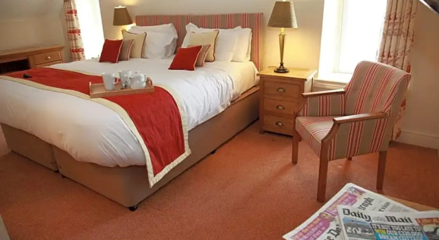Номер Standard Three Salmons Hotel