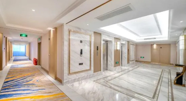 Vienna International Hotel (Changchun Hongqi Street Wanda), Rezerwuj Hotel Hotele 4-gwiazdkowe w Jilin, 4*