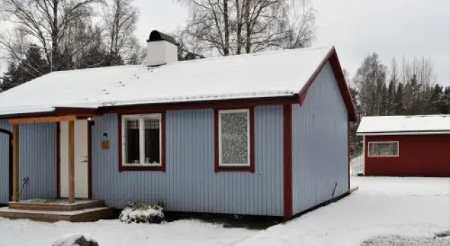 K45 Mackenzie Cottage, Book Vacation Home Hotels in Gavleborg with Parking, Parking