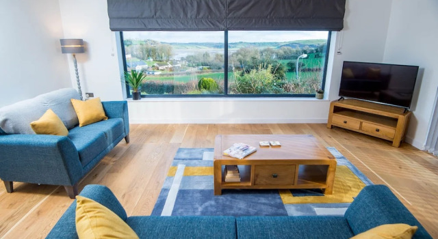 York Lodge, Book Hotel Laugharne Carmarthenshire