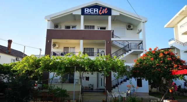 Апартаменты Berin Apartments