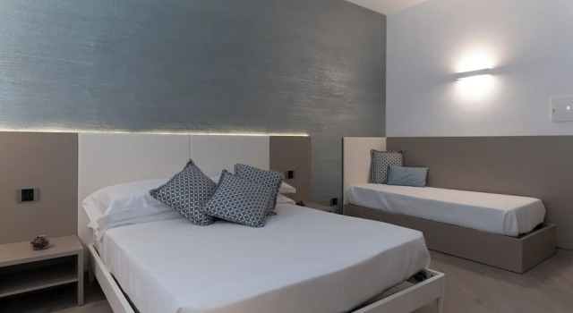 Трёхместный номер Deluxe с видом на бассейн Marty Luxury B&B