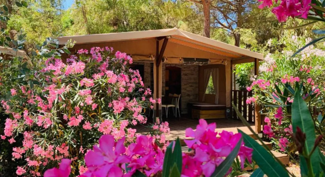Тент Camping Village Rocchette