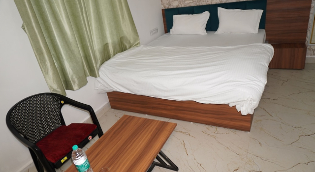 Hotel JR Palace, Rezervovat Hotel Hotely v Rajasthan s parkováním, Parkování