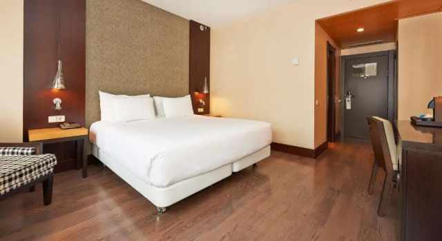 Двухместный номер Superior NH Barcelona Eixample