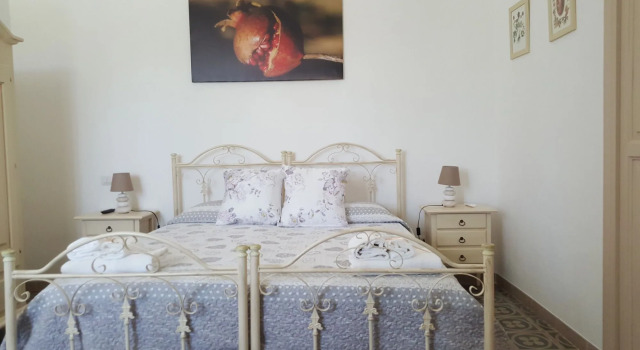 Masseria Peppeturro, Book Bed and Breakfast Hoteller i Cisternino med parkering, Parkering