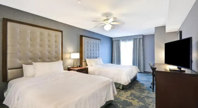 Четырёхместный номер Standard Homewood Suites by Hilton Palm Desert