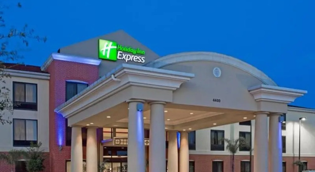 Кровать в общем номере Holiday Inn Express & Suites Sebring by IHG