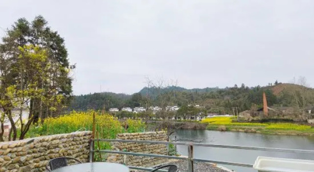 Wuyuan Shuizhu Qingyuan Homestay, Rezerwuj Hotel Wuyuan Jiangxi
