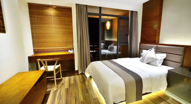 CTN LiRiver Boutique Hotel, Rezerwuj Boutique Hotel Hotele w Yangshuo z parkingiem, Parking