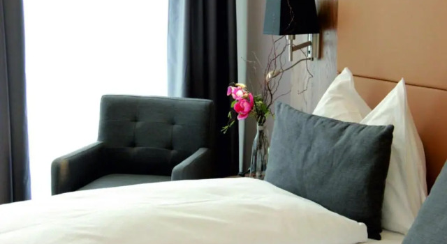 Двухместный номер Deluxe с балконом Hotel Central