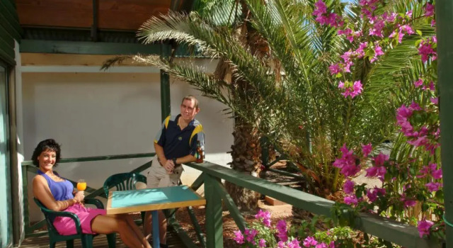 Трёхместная вилла Desert Palms Alice Springs