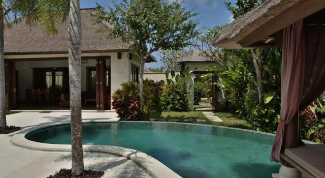 Вилла с собственным бассейном с 3 комнатами Mahagiri Villas & Spa Dreamland