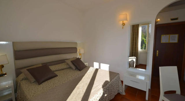 Hotel Clelia Logis