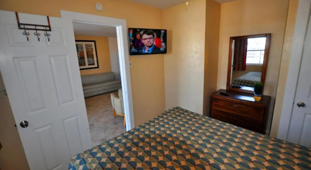 Семейный люкс Nantucket Inn & Suites