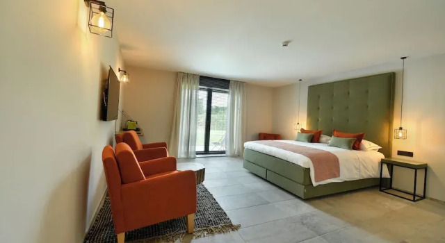 Luxury Villa Retreat at Durbuy Suites for 12 Pers
