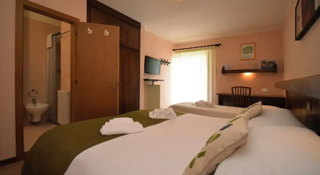 Трёхместный номер Standard Hotel Comelico