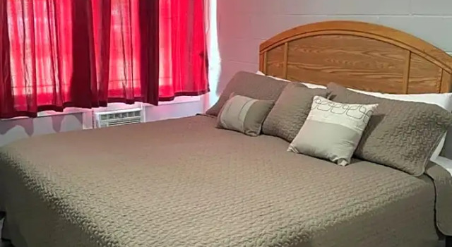 Люкс Arrow Lake Motel