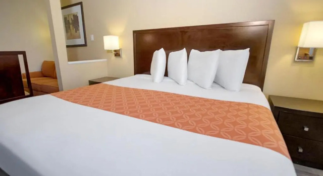 Номер Standard Galleria Palms Orlando