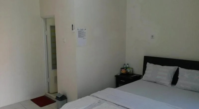 Hotel Dubai Sumenep, Book Hotel Hoteller i Sumenep med parkering, Parkering