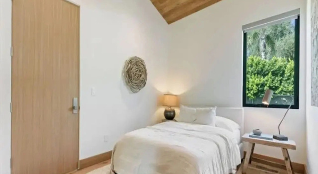 Lechusa - Secluded Creative Compound: Luxury 2-acre Estate w/ Studio & Pool, Забронировать Дом для отпуска Топанга Большой Лос-Анджелес