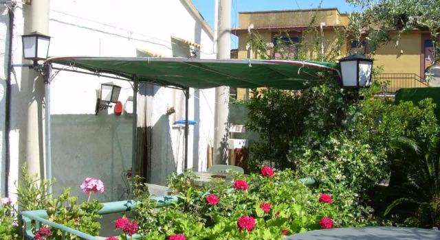 Коттедж с красивым видом из окна Casa Vacanza e Camera Fabiola