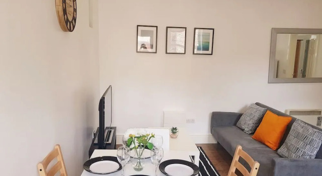 BlueOne Serviced Apartments-Sandon House
