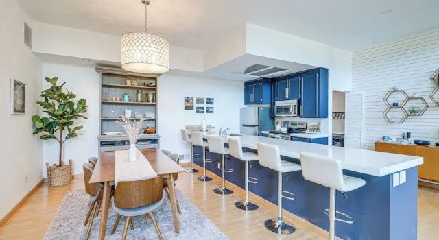 Swim, Golf & Relax: Luxe Townhome in Aptos, Book Lejlighed Aptos Santa Cruz and Vicinity