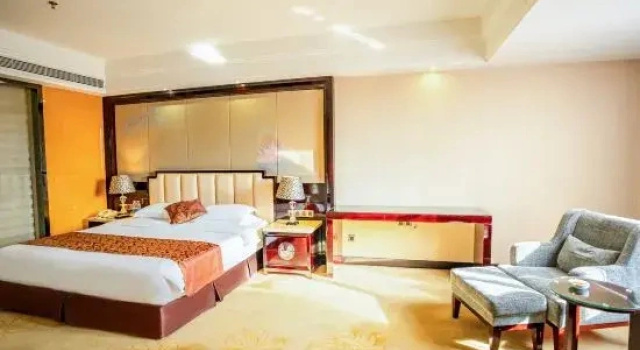 Двухместный люкс Superior Weihua InternationaI Hotel