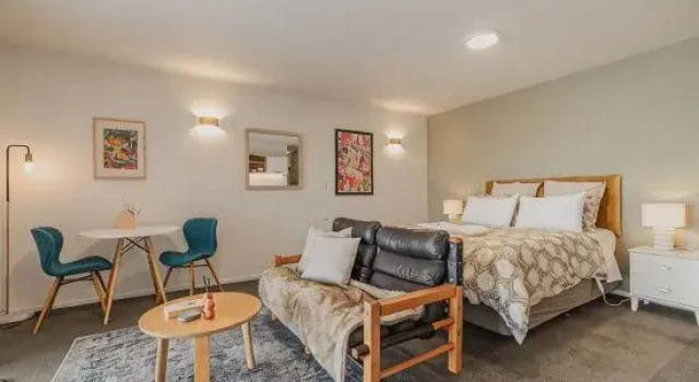 Ohana Hillside Haven - Serene Getaway 4BR