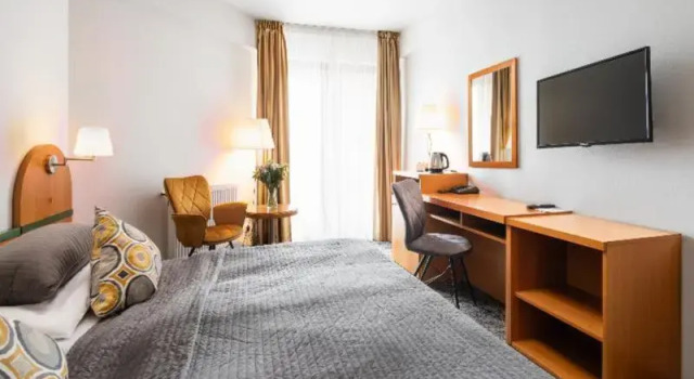 Deluxe Einzel Zimmer Hotel Troja