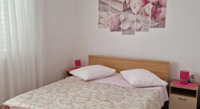 Апартаменты с балконом Apartments Dragan