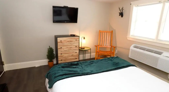 Двухместный номер Standard Gunstock Inn & Suites