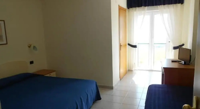 Трёхместный номер Standard c 1 комнатой с видом на море Hotel Santangelo