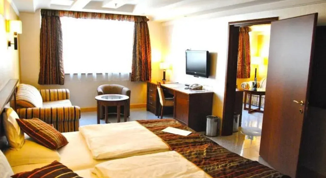 Трёхместный семейный номер Standard Actor Hotel Budapest