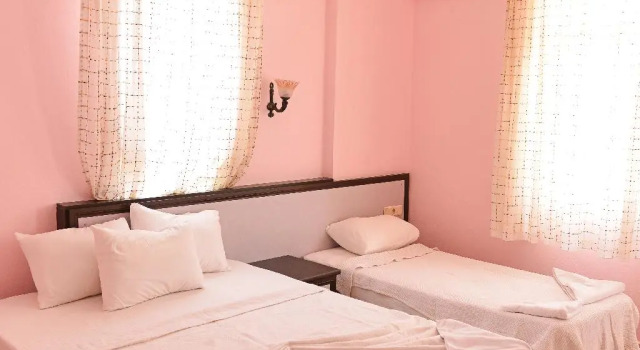 Трёхместный номер Standard Tolay Hotel