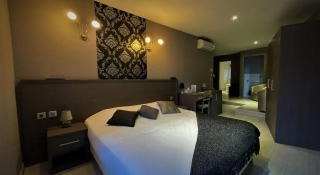 Люкс Hotel-Restaurant des Voyageurs