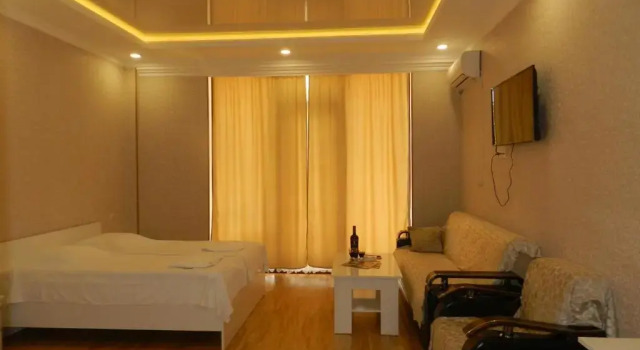 Четырёхместный номер Standard с балконом Hotel BellMar
