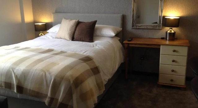 Rooms @ Number Six, Забронировать Отель Окем Лестершир