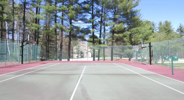 The Seasons Resort, Varaa Lomakeskus Hotellit New England uima-altaalla, Uima-allas